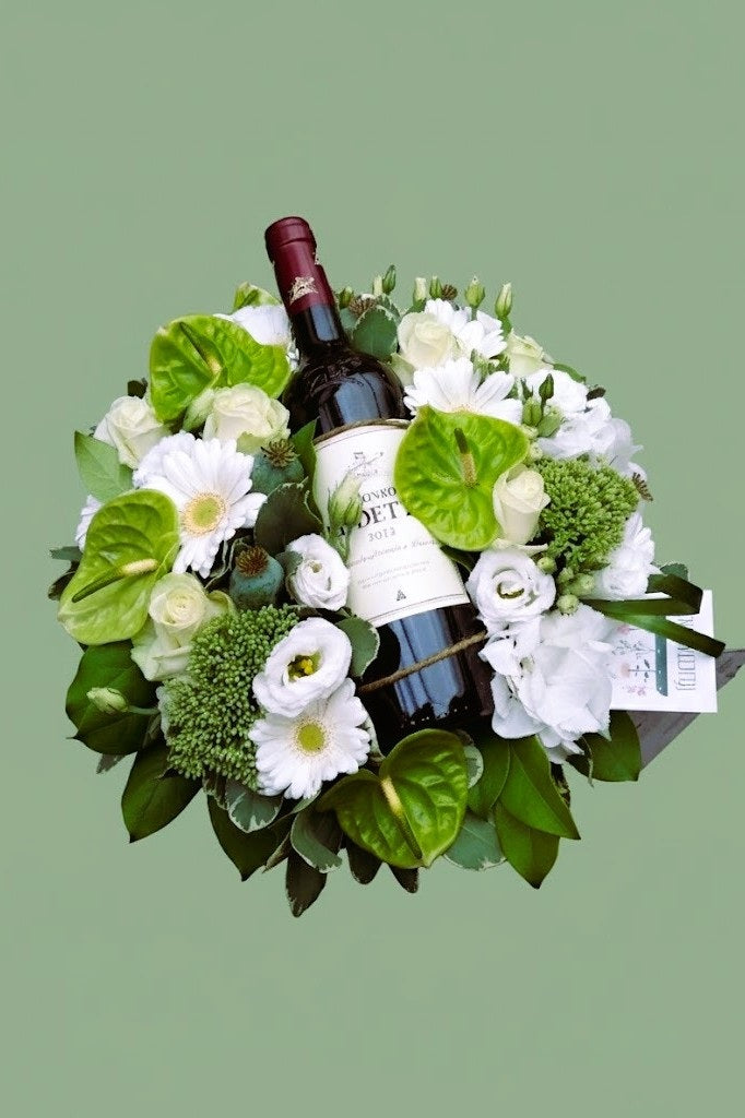 Montage de fleurs Coffret Floral & Vin 005
